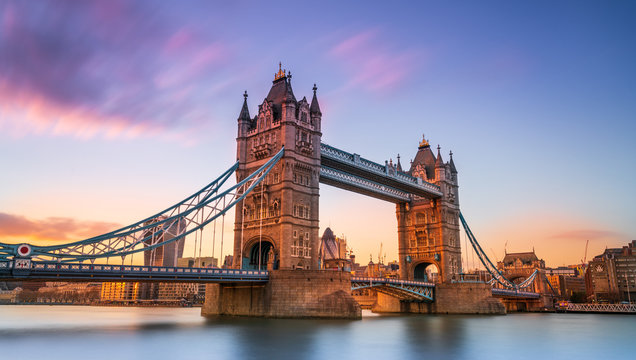Join London&#039;s Premier Chat Room – Connect &amp; Chat with Locals